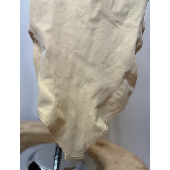 NWT - Seamless Thong Bodysuit with Adjustable Straps – Nude – Size L/XL - Picture 3 of 13